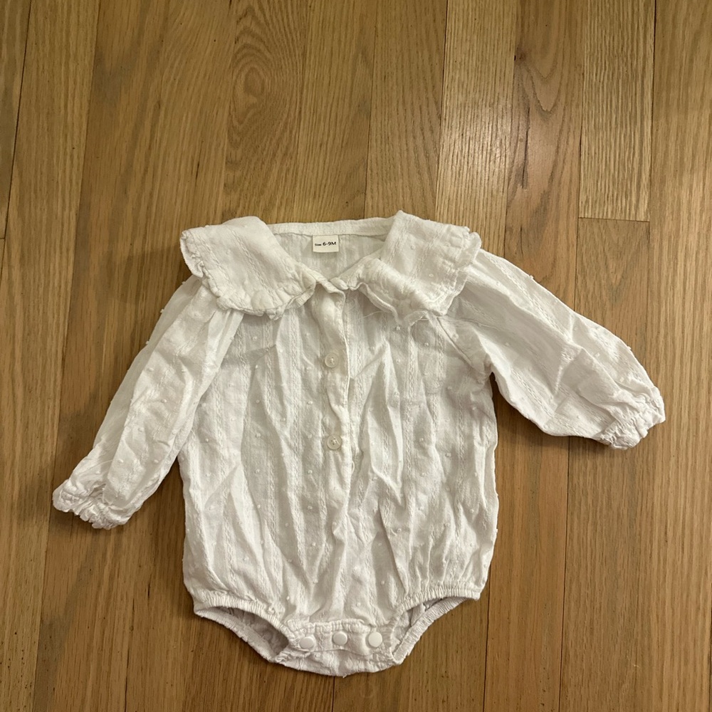 NWOT White Baby Romper with Ruffled Collar Swiss Dot Fabric